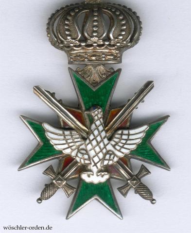 Sachsen-Weimar, Hausorden der Wachsamkeit oder vom Weißen Falken, Ritterkreuz II. Klasse mit Schwertern